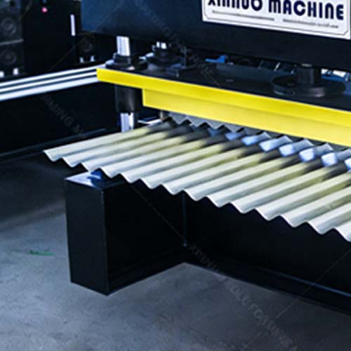 corrugated-roll-forming-machine