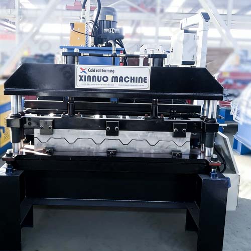 curve-roofing-sheet-machine