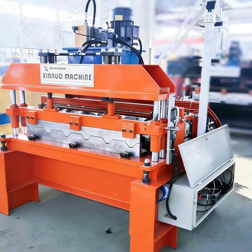 roof-panel-curving-machine