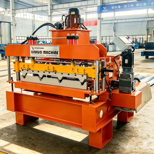 roof-panel-curving-machine