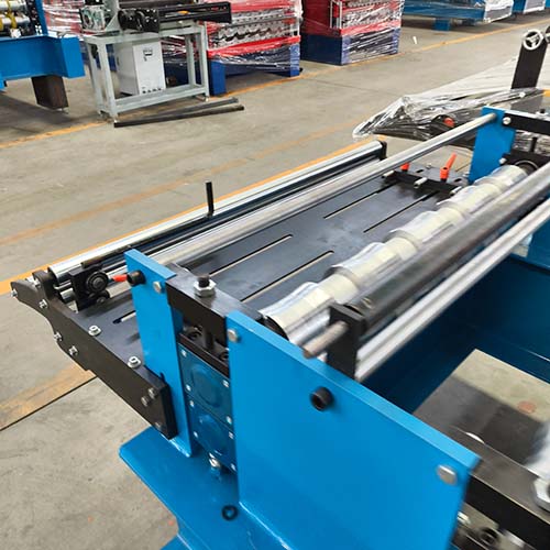 corrugated-iron-machine